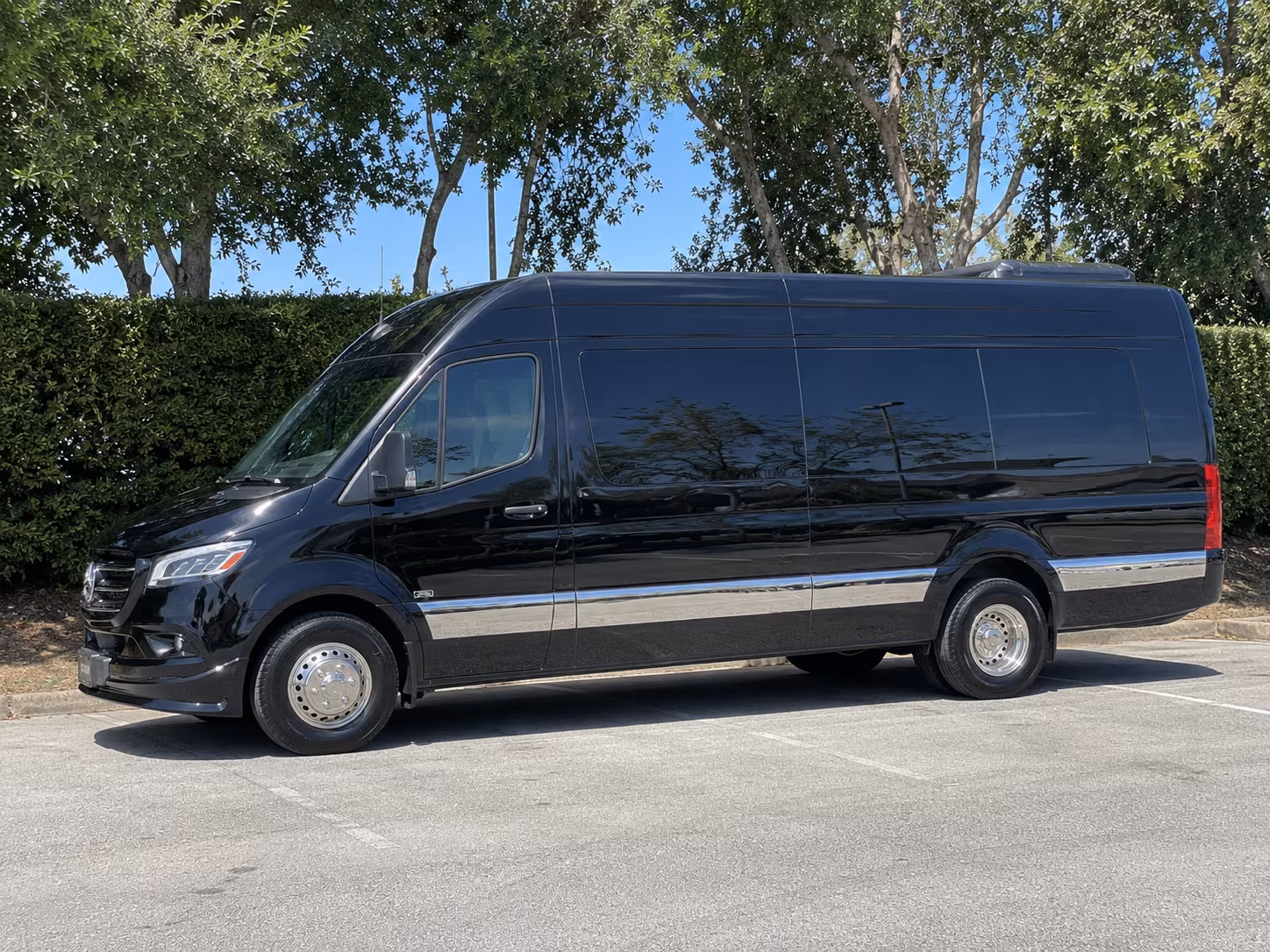 15 passenger sprinter van
