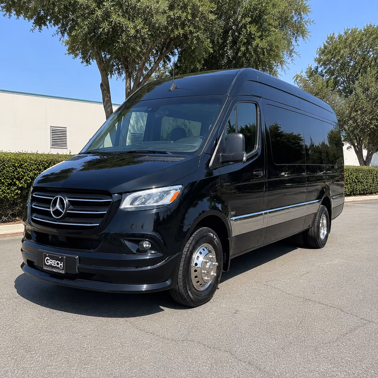find the perfect transportation for your next corporate event 3