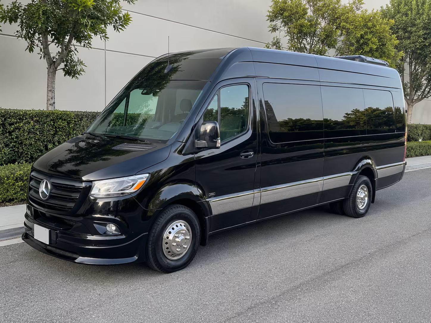 fort collins 20 passenger sprinter van