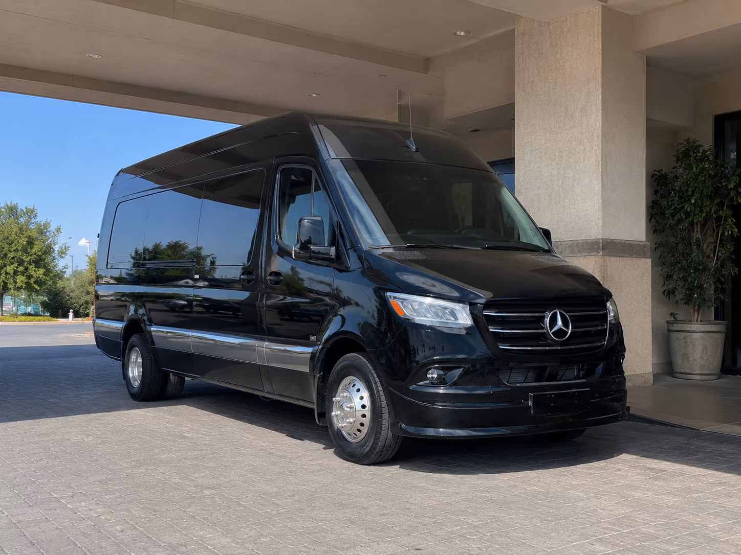 fort collins employee shuttle van service